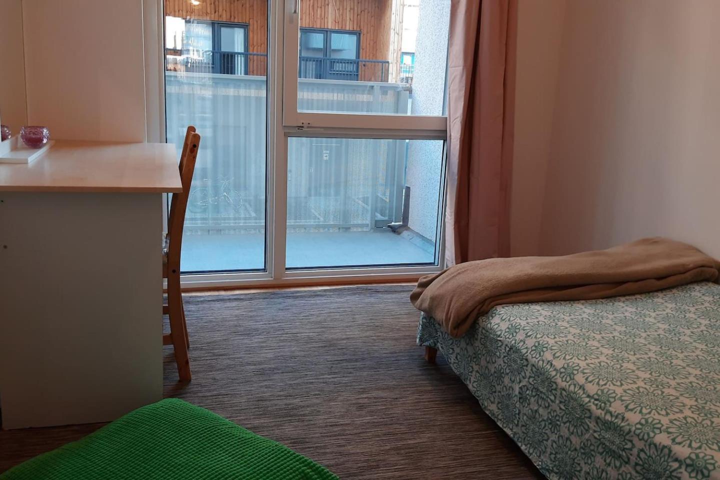 Lovely, Amazing, Modern +balcony +patio Apartment Stockholm