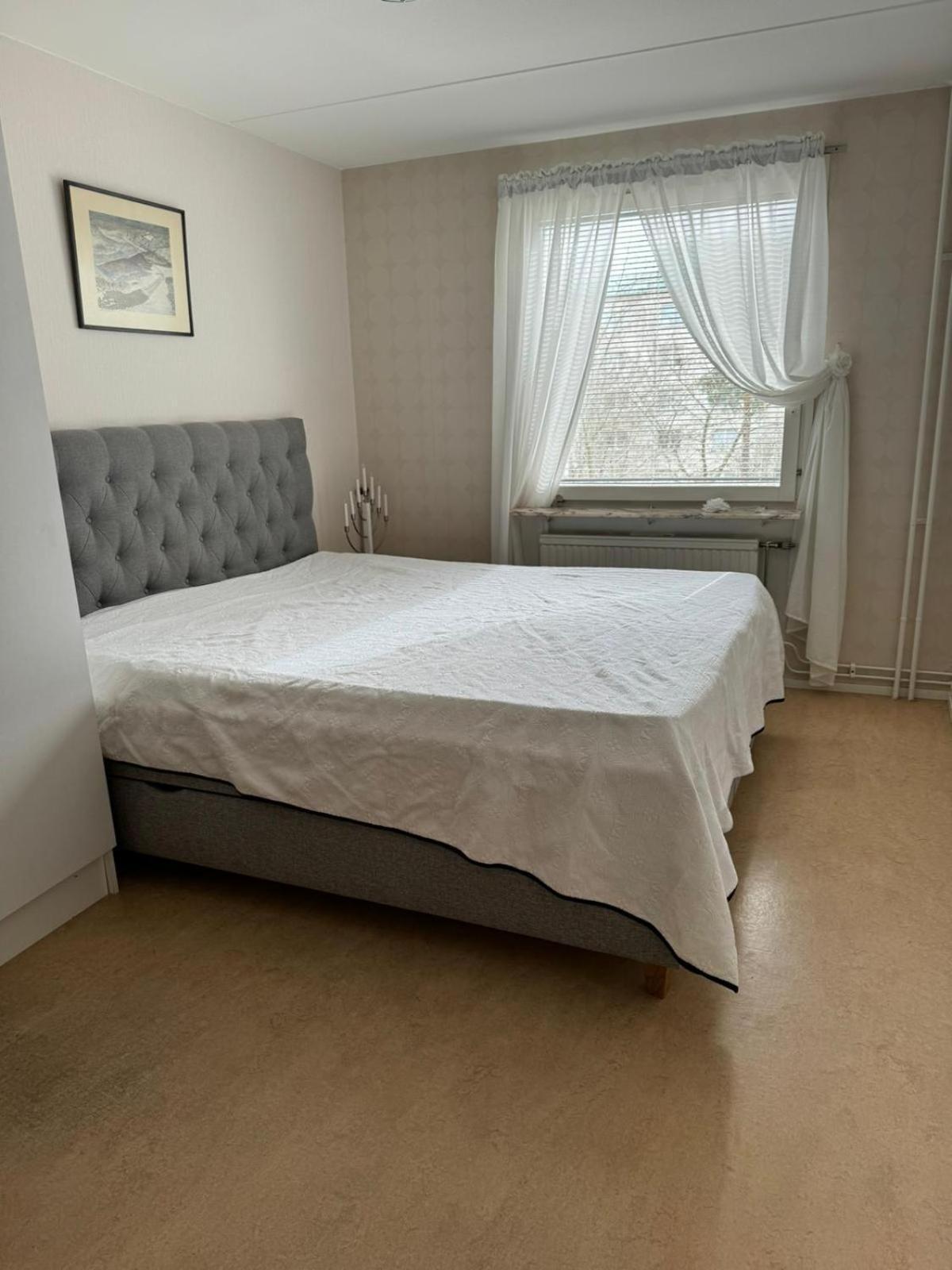 Homestay 2 Sovrum I En Del Av Laegenheten Stockholm