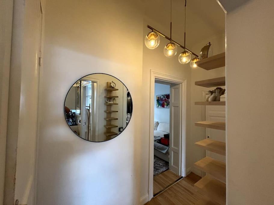 Apartment Urban Escape *