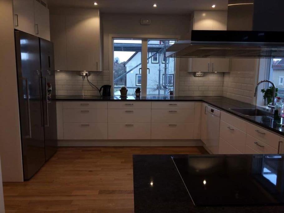 Villa Spacious House Close To Nature And City. Stockholm