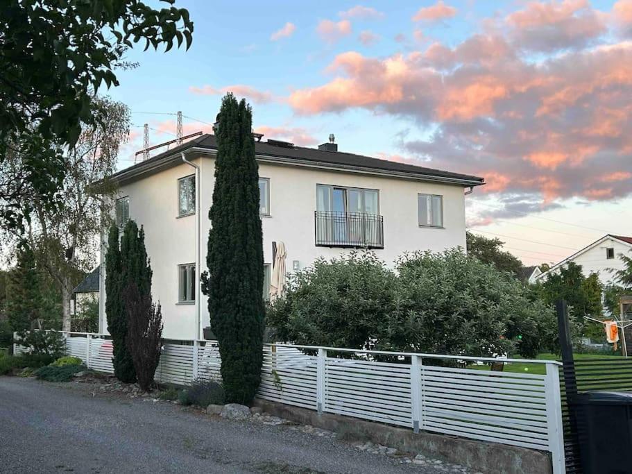 Spacious House Close To Nature And City. Stockholm