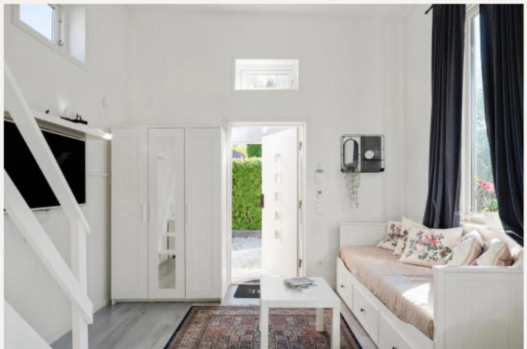 Fresh Happy Little House, 35 M2 In Taeby