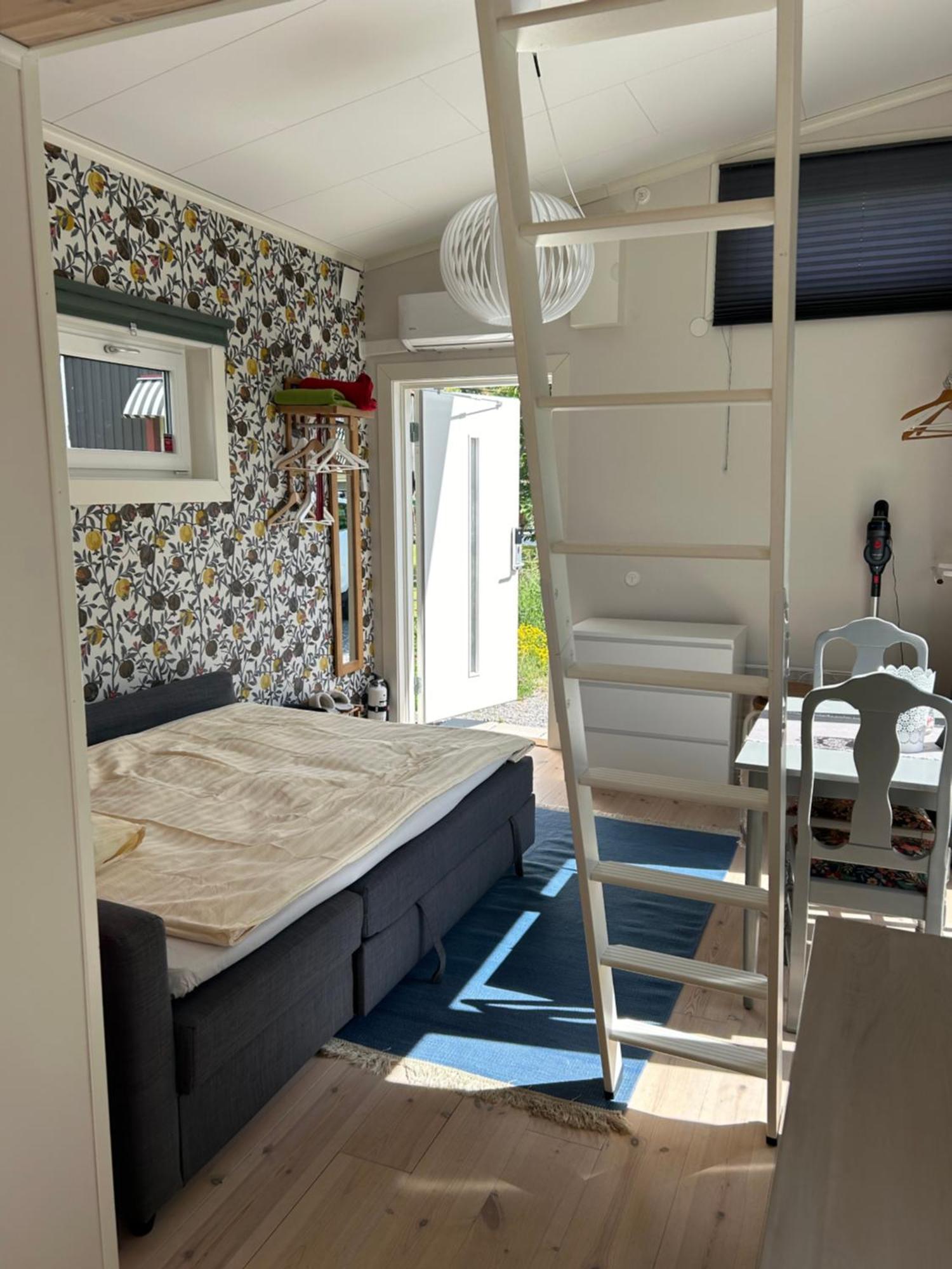 Holiday home Gaesthus Naera Och Aelvsjoemaessan *