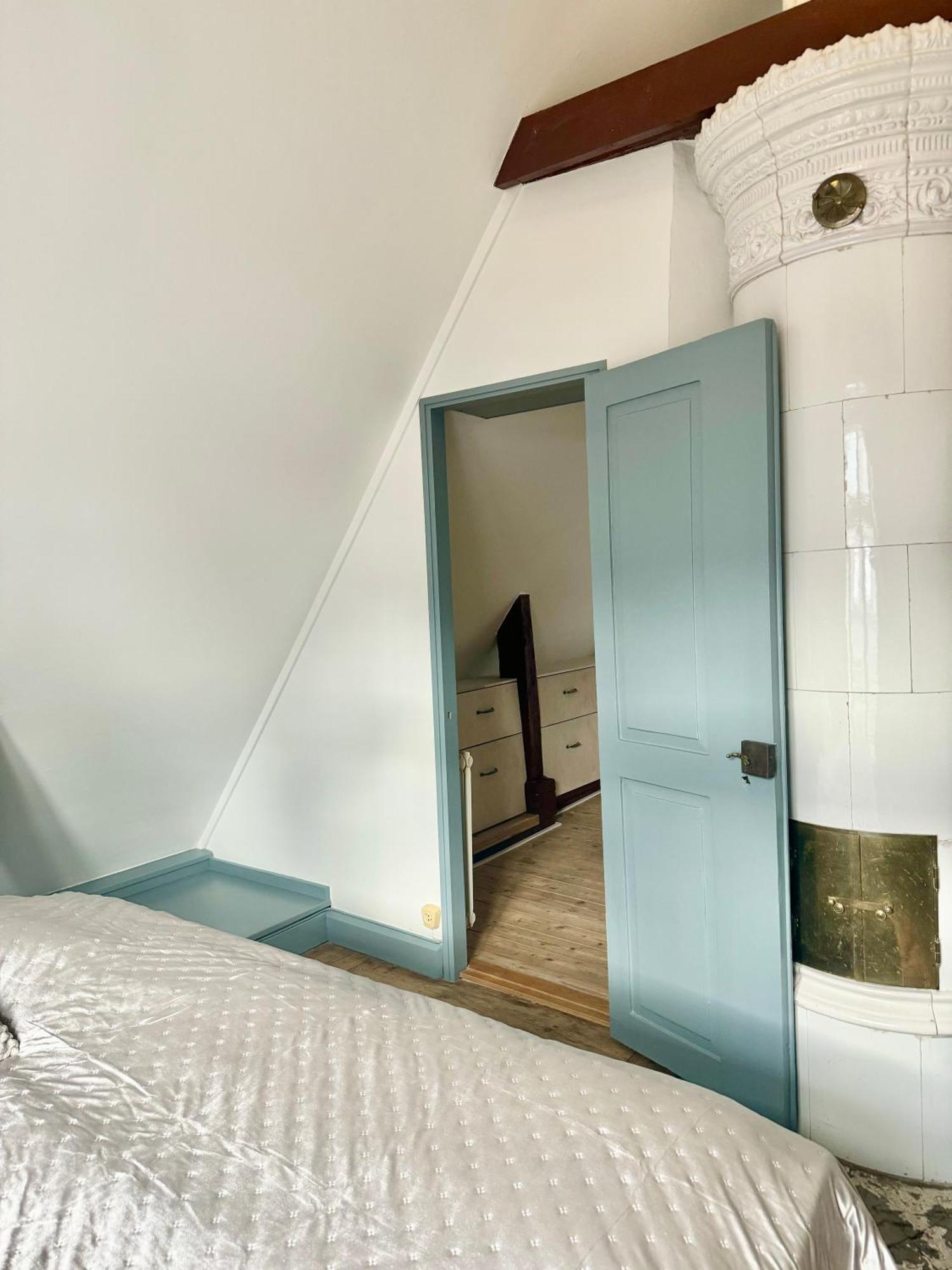 Apartment Historisk Takvaning I Gamla Stan *
