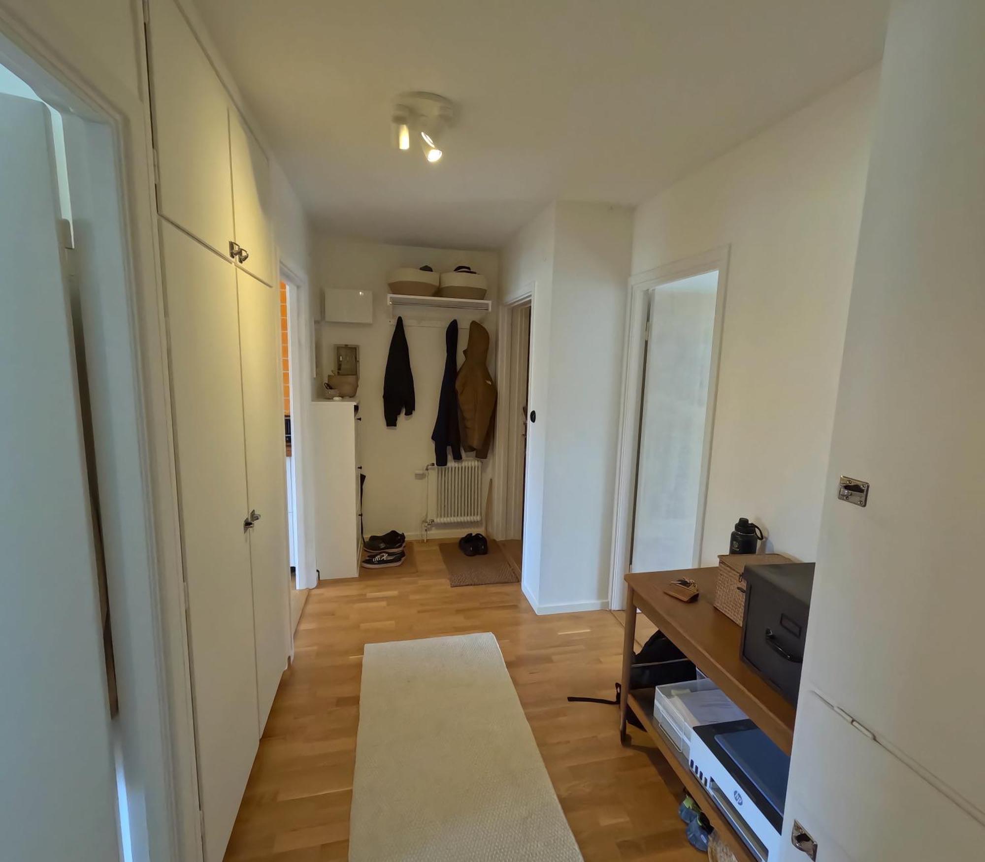Mysig Och Lung Laegenhet Med Balkong Naera Stockholm! * Stockholm