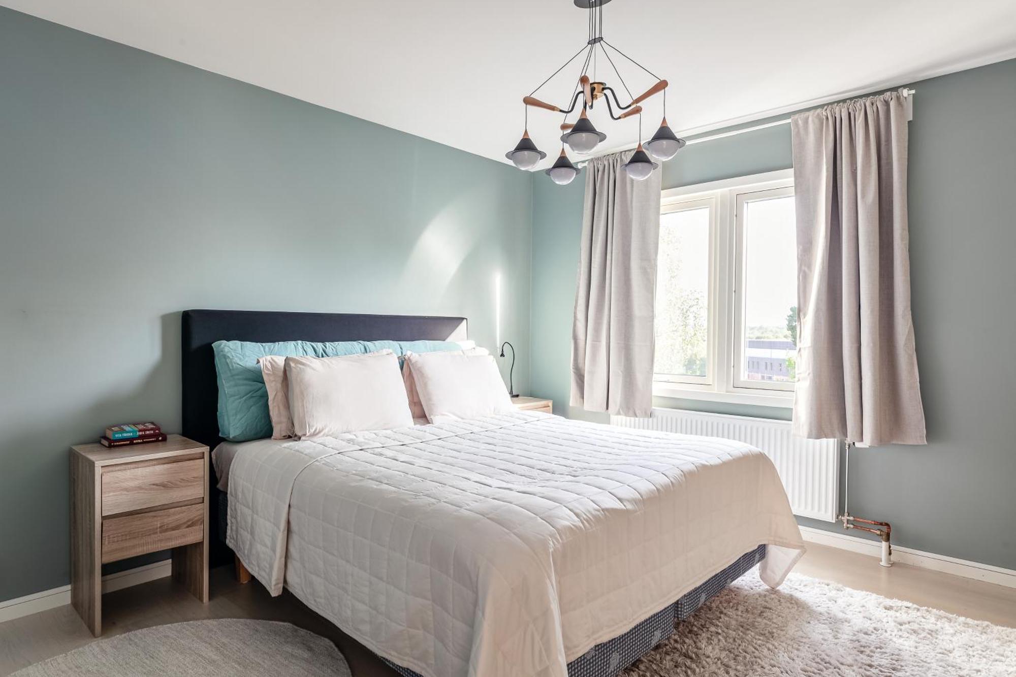 Modern 3br Close To Villa