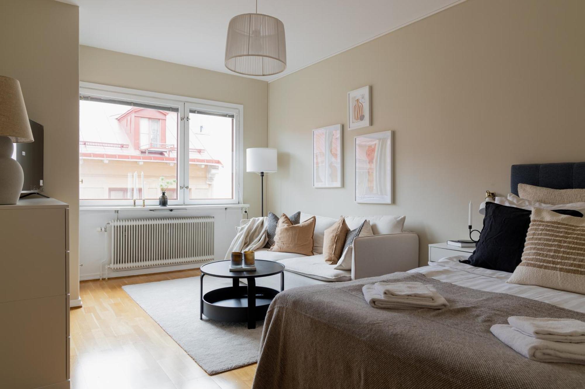 One At Sodermalm Apartment *