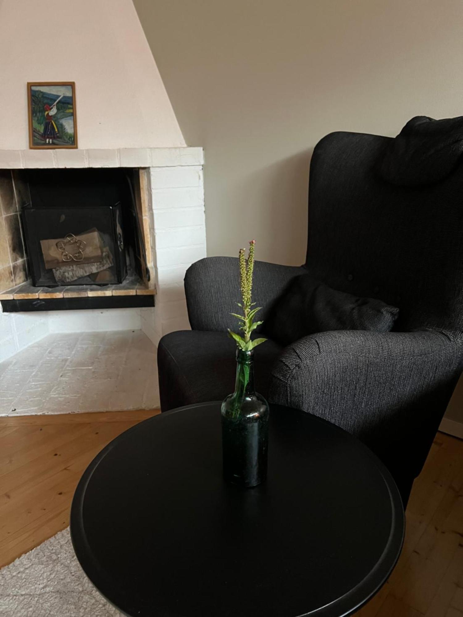 Coosy Authentic Swedish Wooden Apartment, 25 Min To City-own Entrance