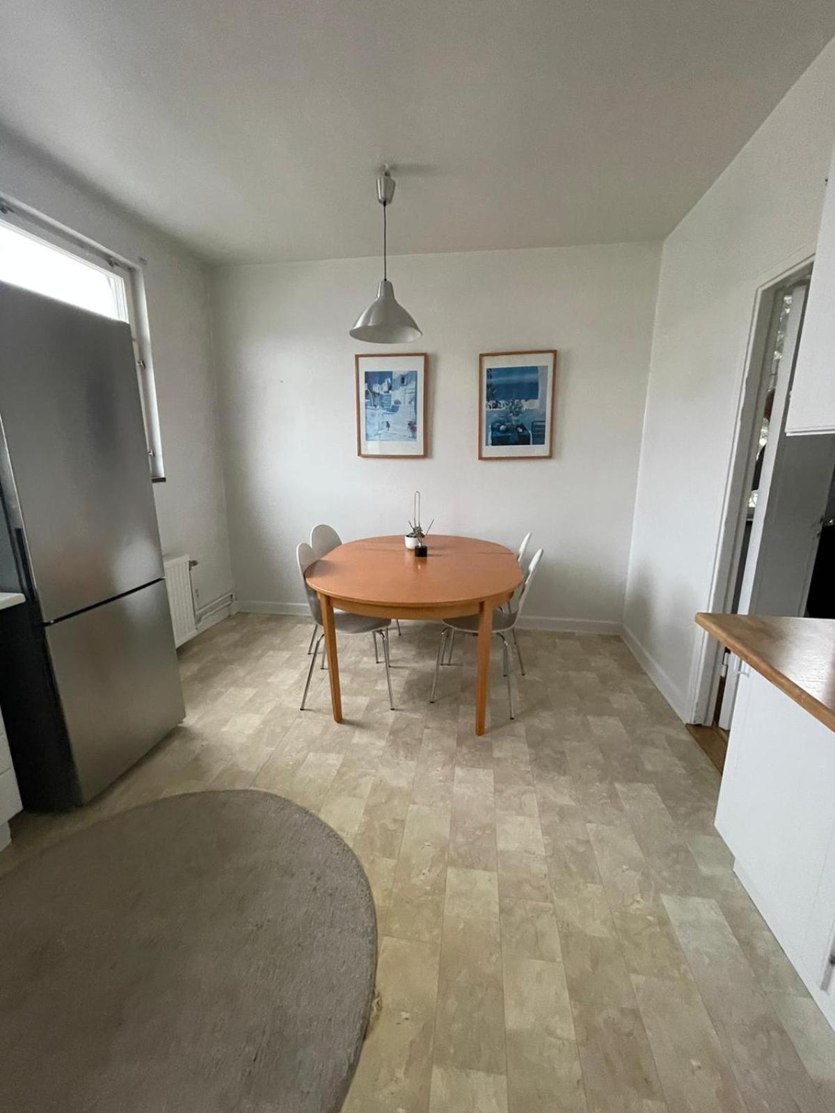 Flatin Erbjuder Laegenheter I Soedra Apartment Stockholm