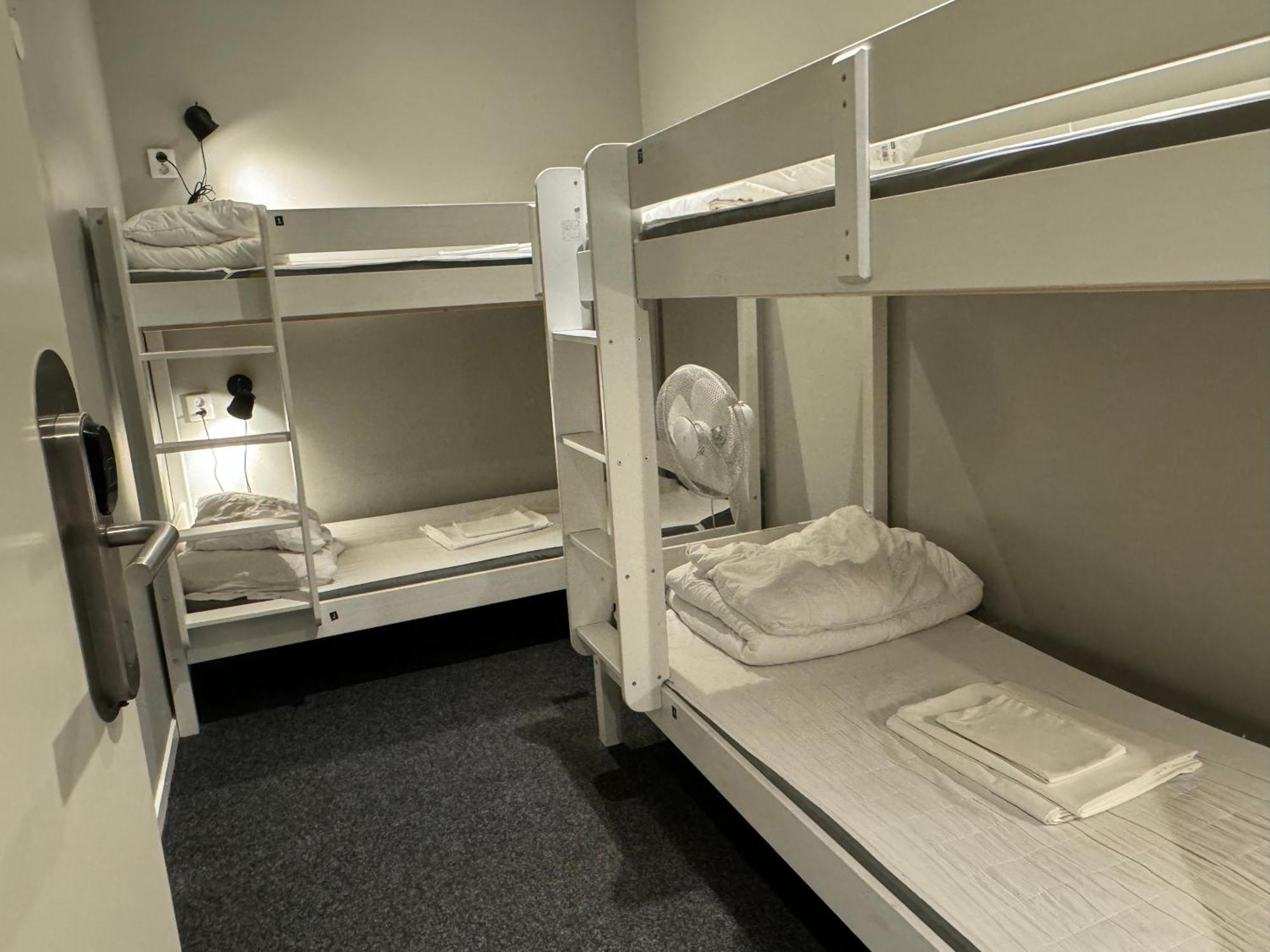Hostel Grad And