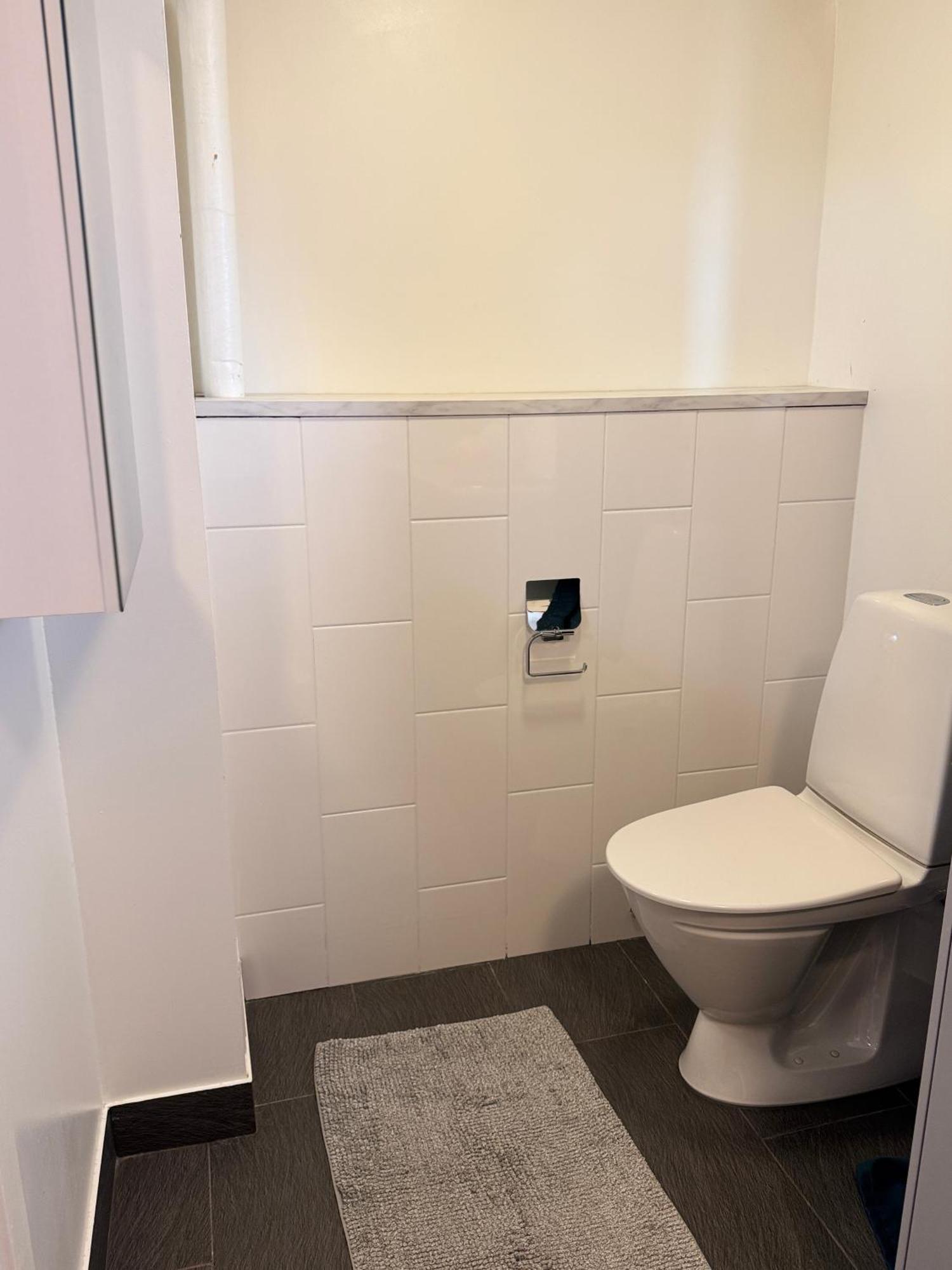 Coosy Authentic Swedish Wooden Apartment, 25 Min To City-own Entrance Apartment