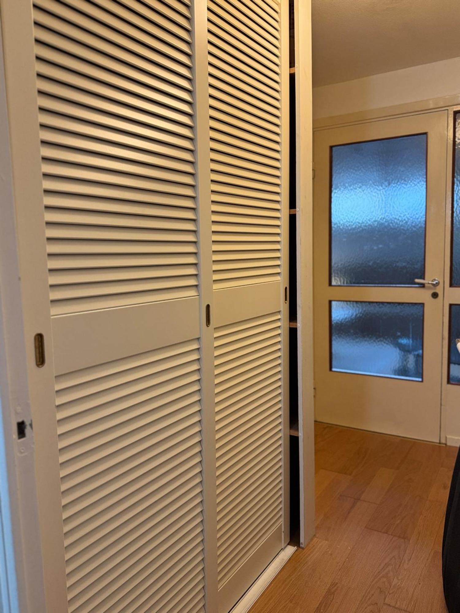 Coosy Authentic Swedish Wooden Apartment, 25 Min To City-own Entrance Stockholm