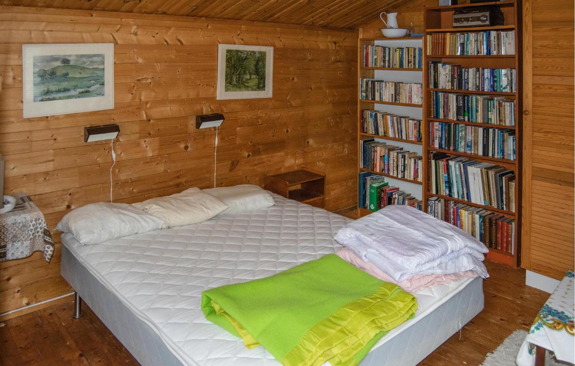 2 Bedroom Stunning In Holiday home Stockholm