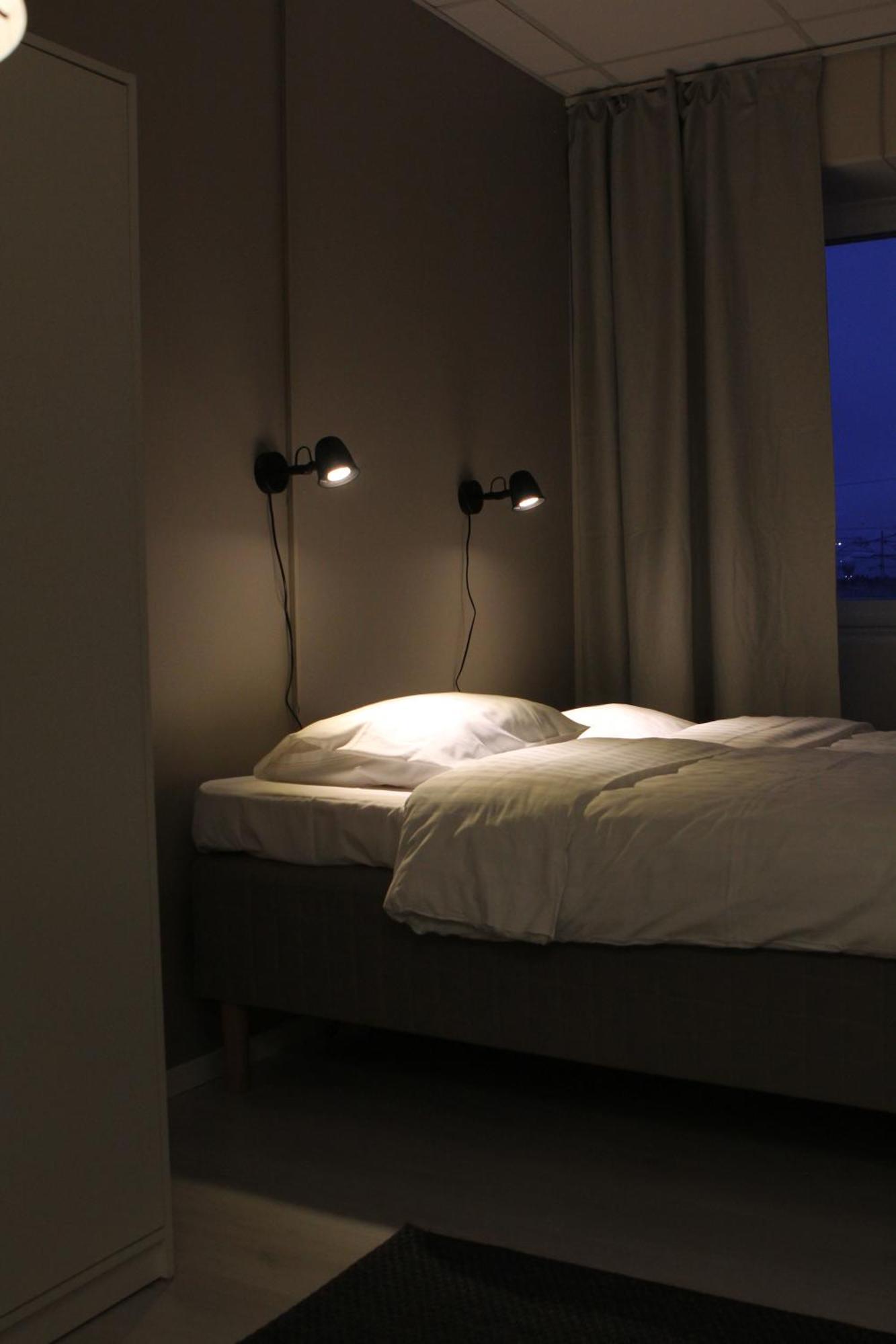 Bromma Hotel *