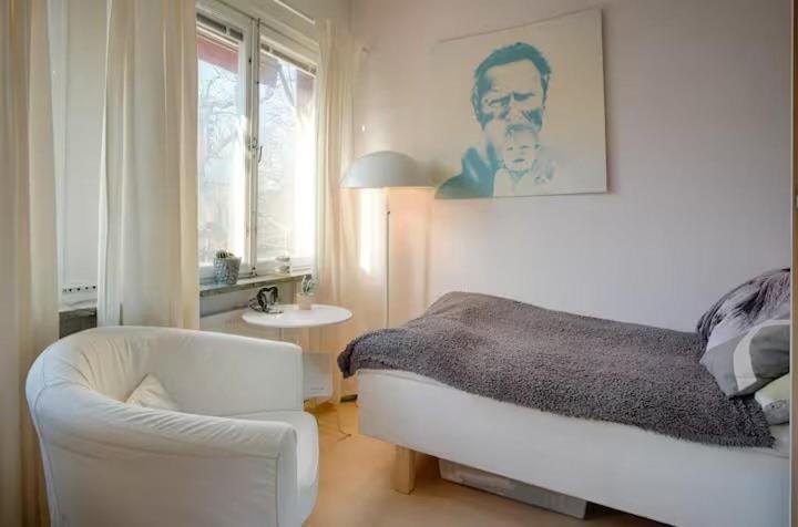 Spacious 5 Bedroom House In *