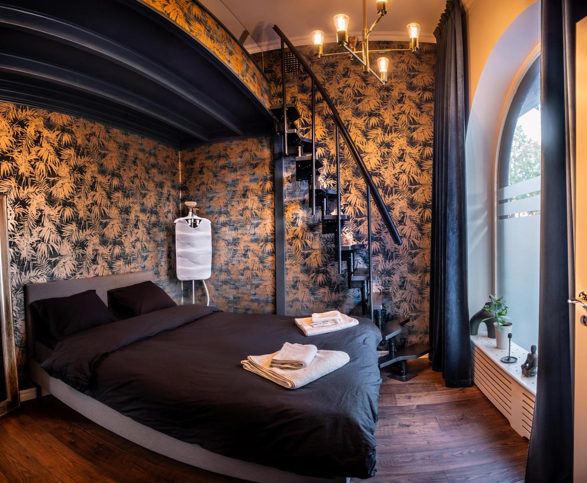 Spacious Oasis Only Minutes From The Center Apartment *