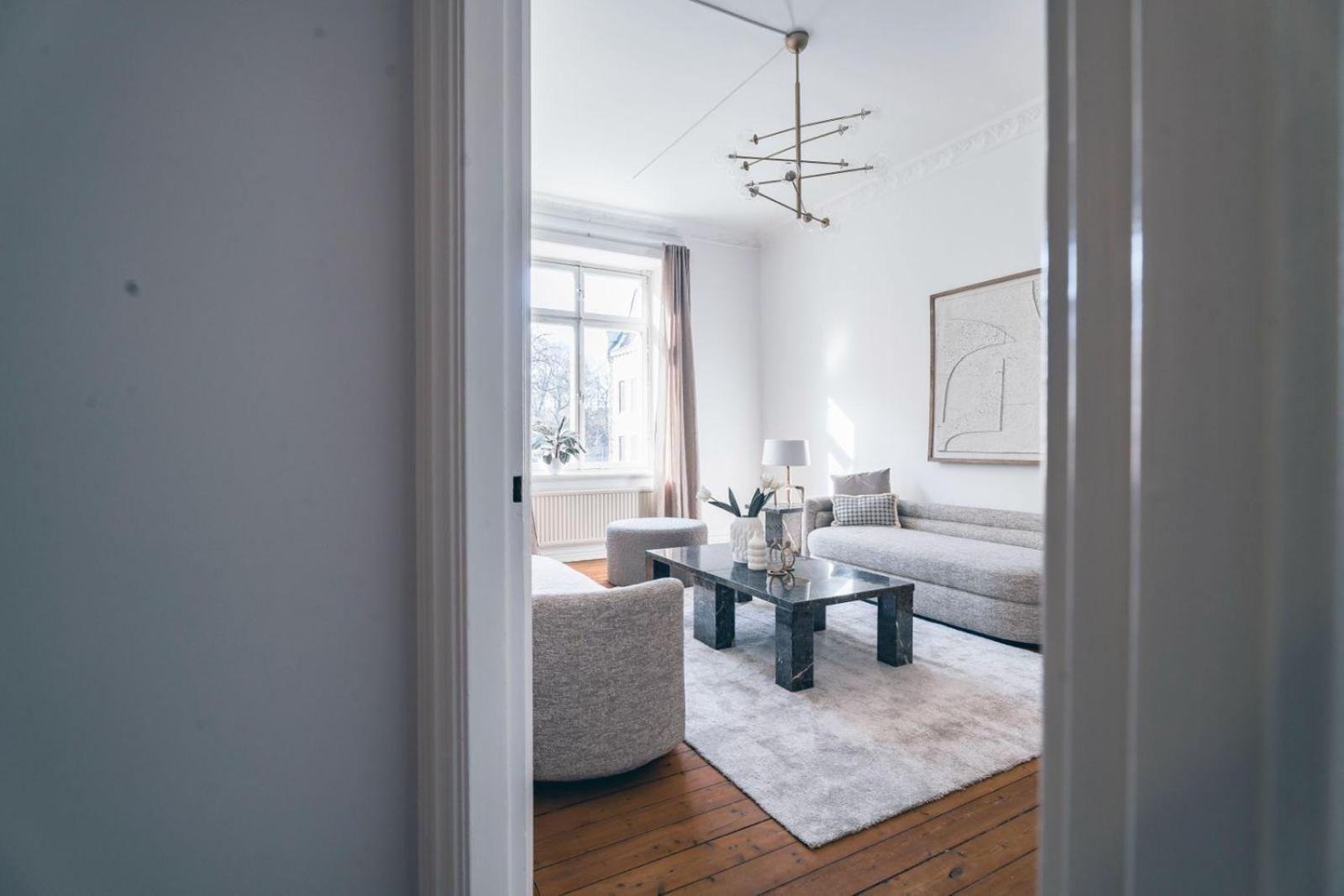 Lyxig Sekelskiftesvaning I Sthlm Apartment