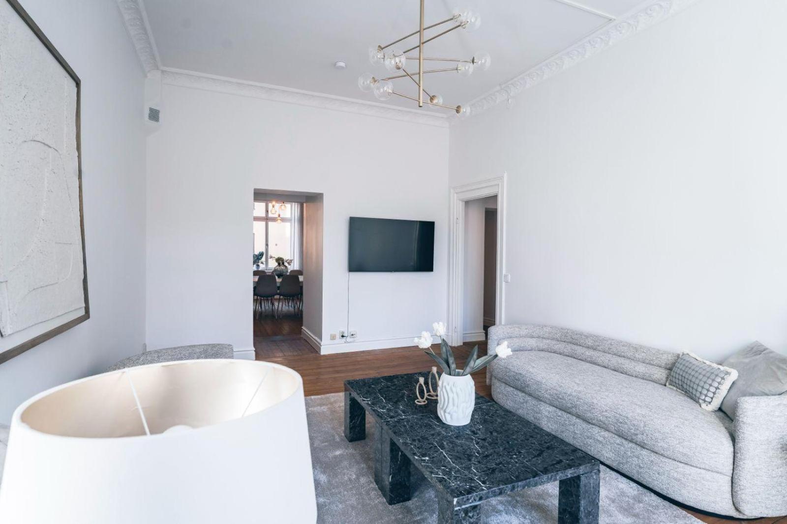 Lyxig Sekelskiftesvaning I Sthlm Apartment Stockholm