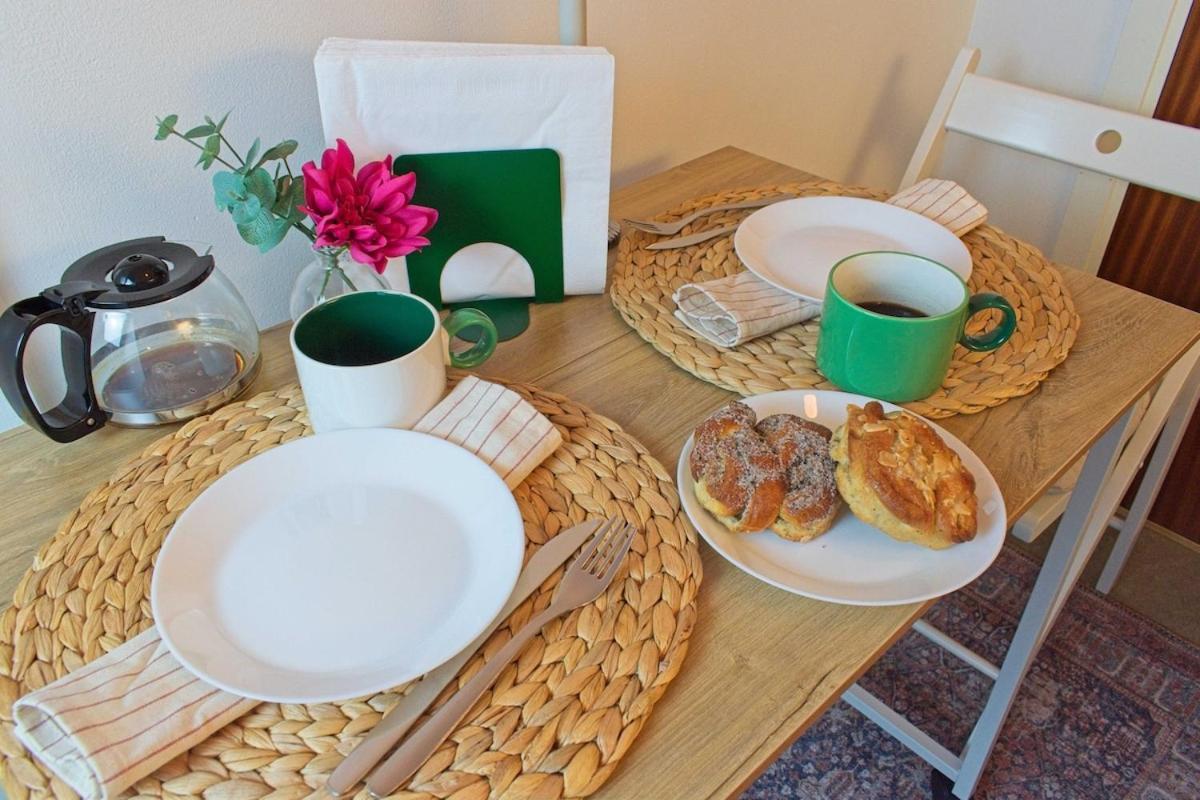 Like A Local Apartment *