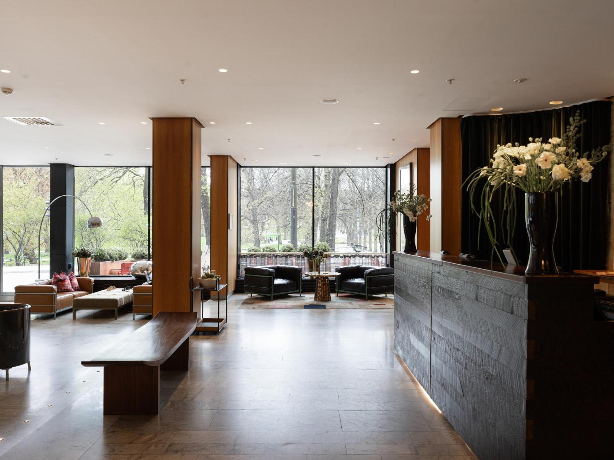 Hotell Elite Eden Park 4*