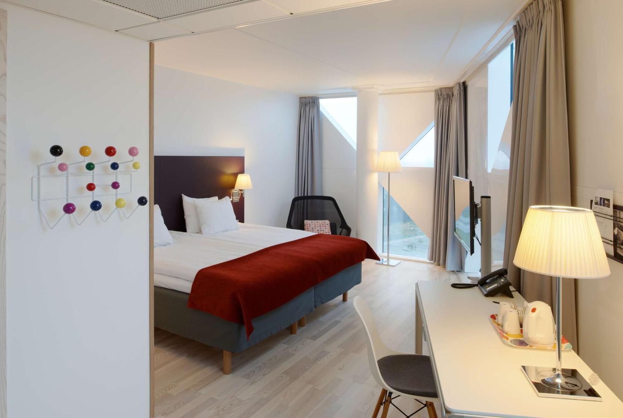 Hotel Scandic Victoria Tower 4*