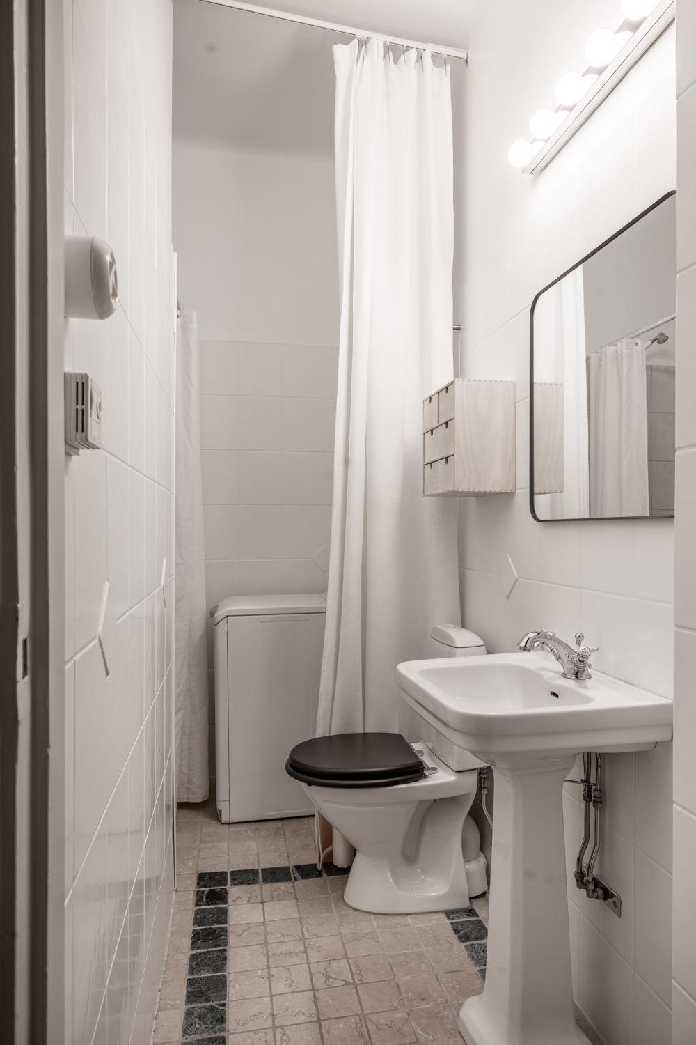 Apartment Stylish And Oestermalm Stockholm