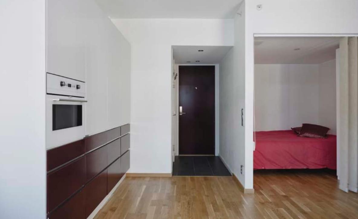 In The Heart Of The Apartment