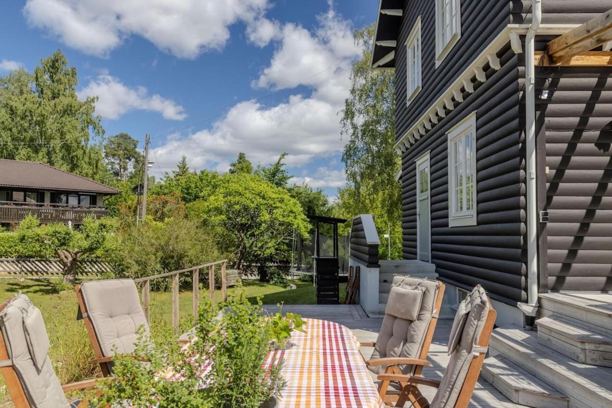 Harmonious Family-Friendly Villa Villa Stockholm