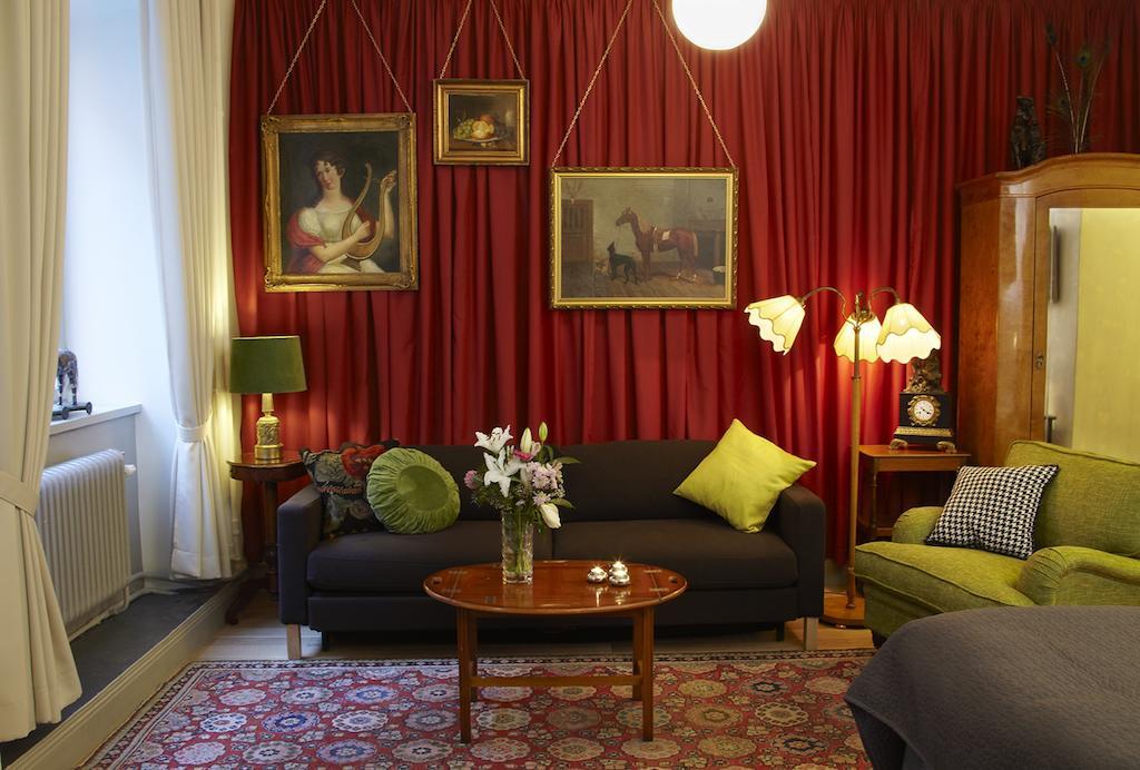 Aparthotel Lady Hamilton 3*