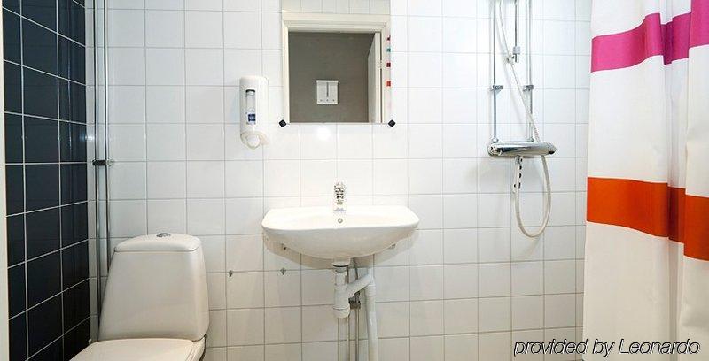 Hotel Stf Gaerdet & 2*