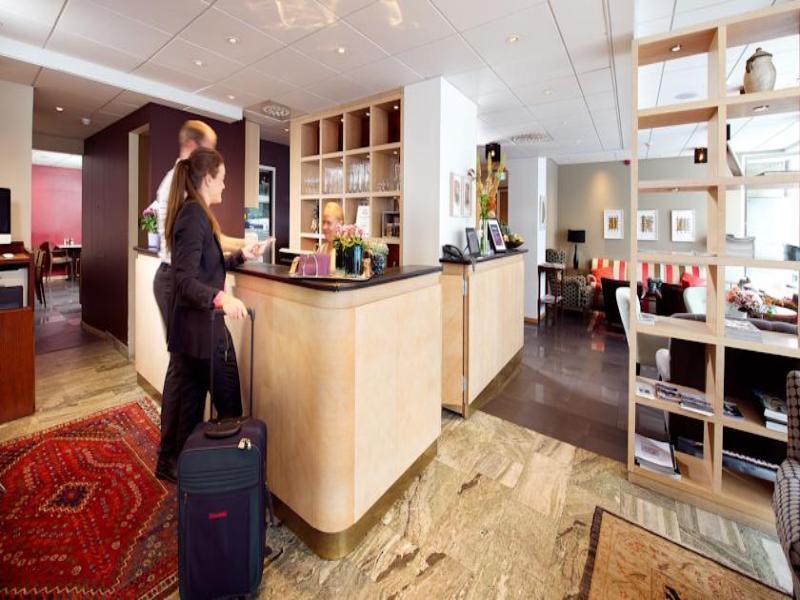 Wellington Hotel