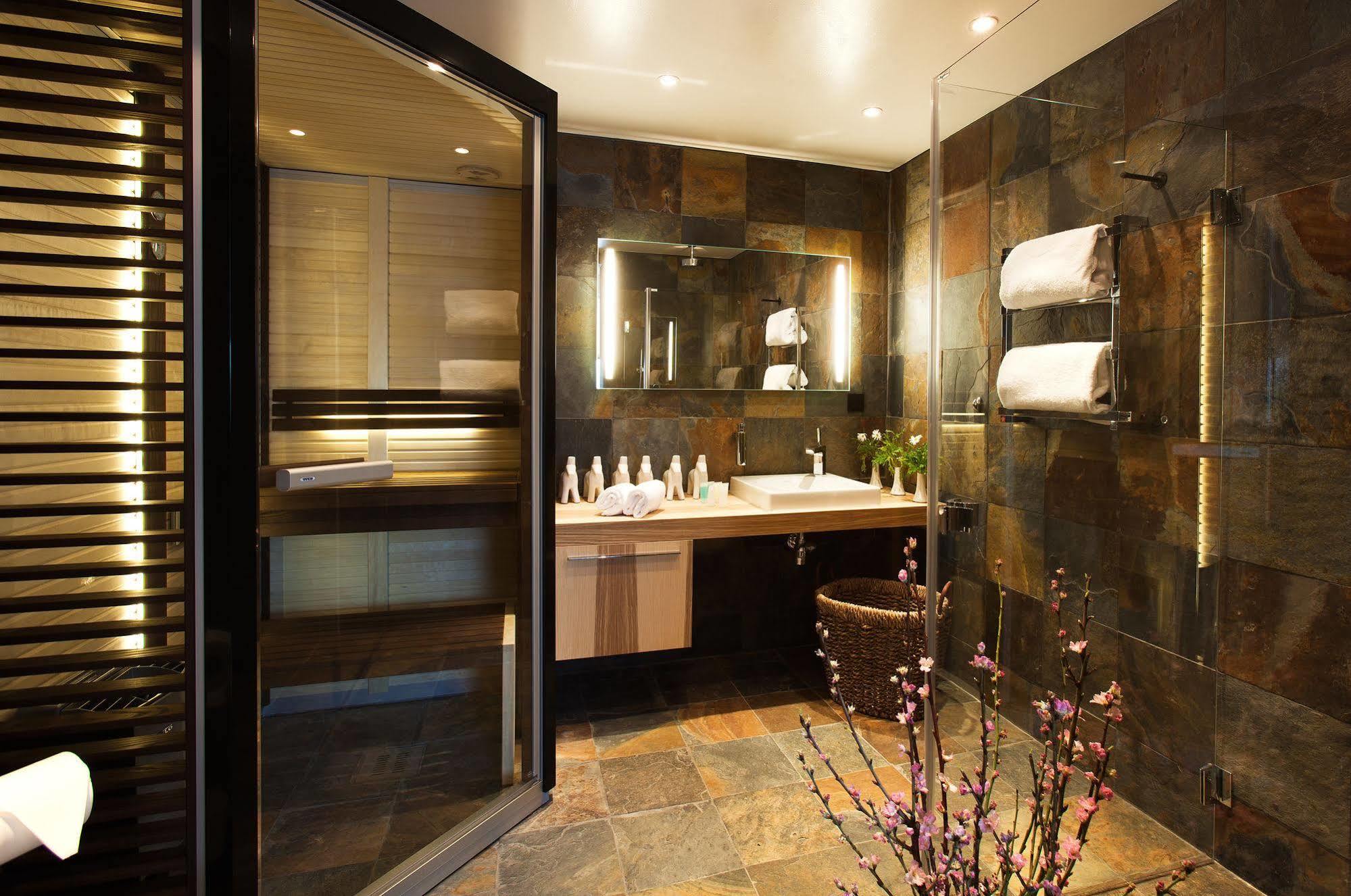 Hesselby Slott Hotel 4*