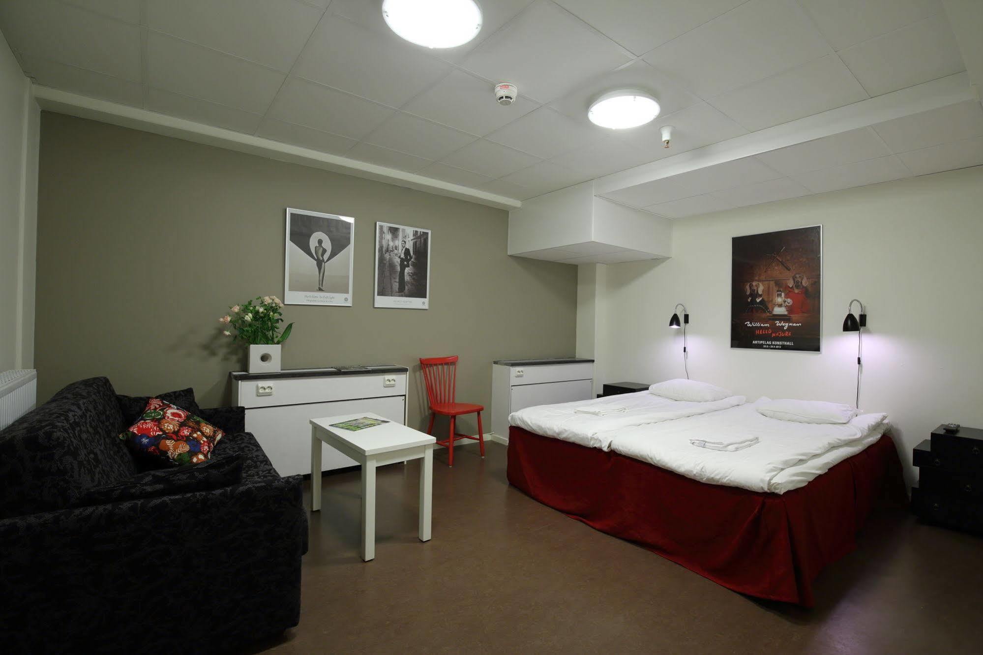 Stf Gaerdet & Hotel 2*