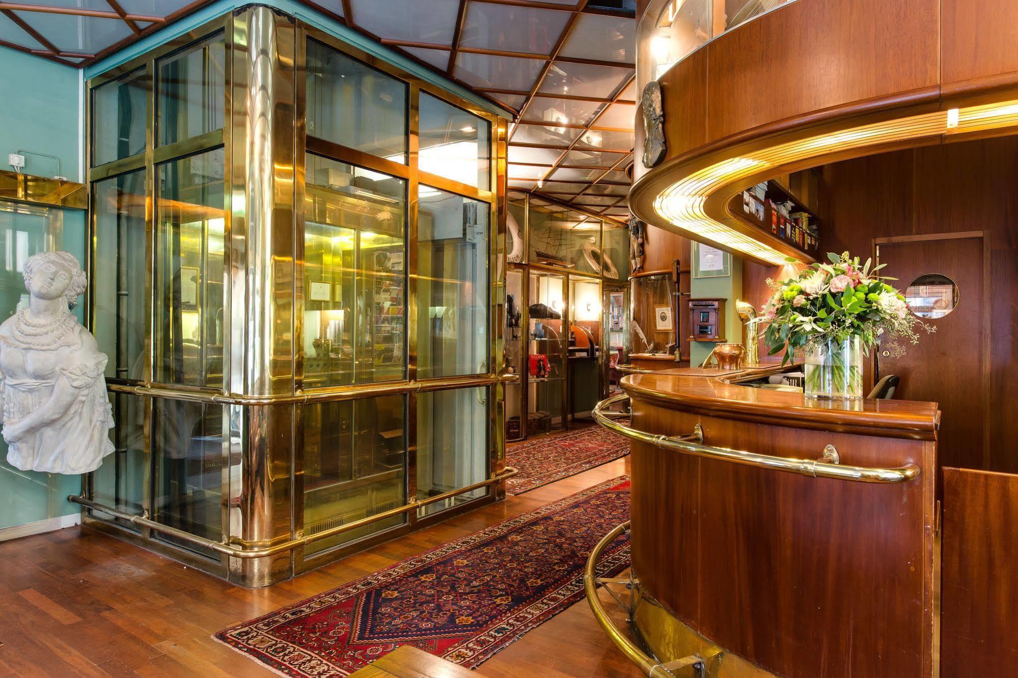 Victory Hotel