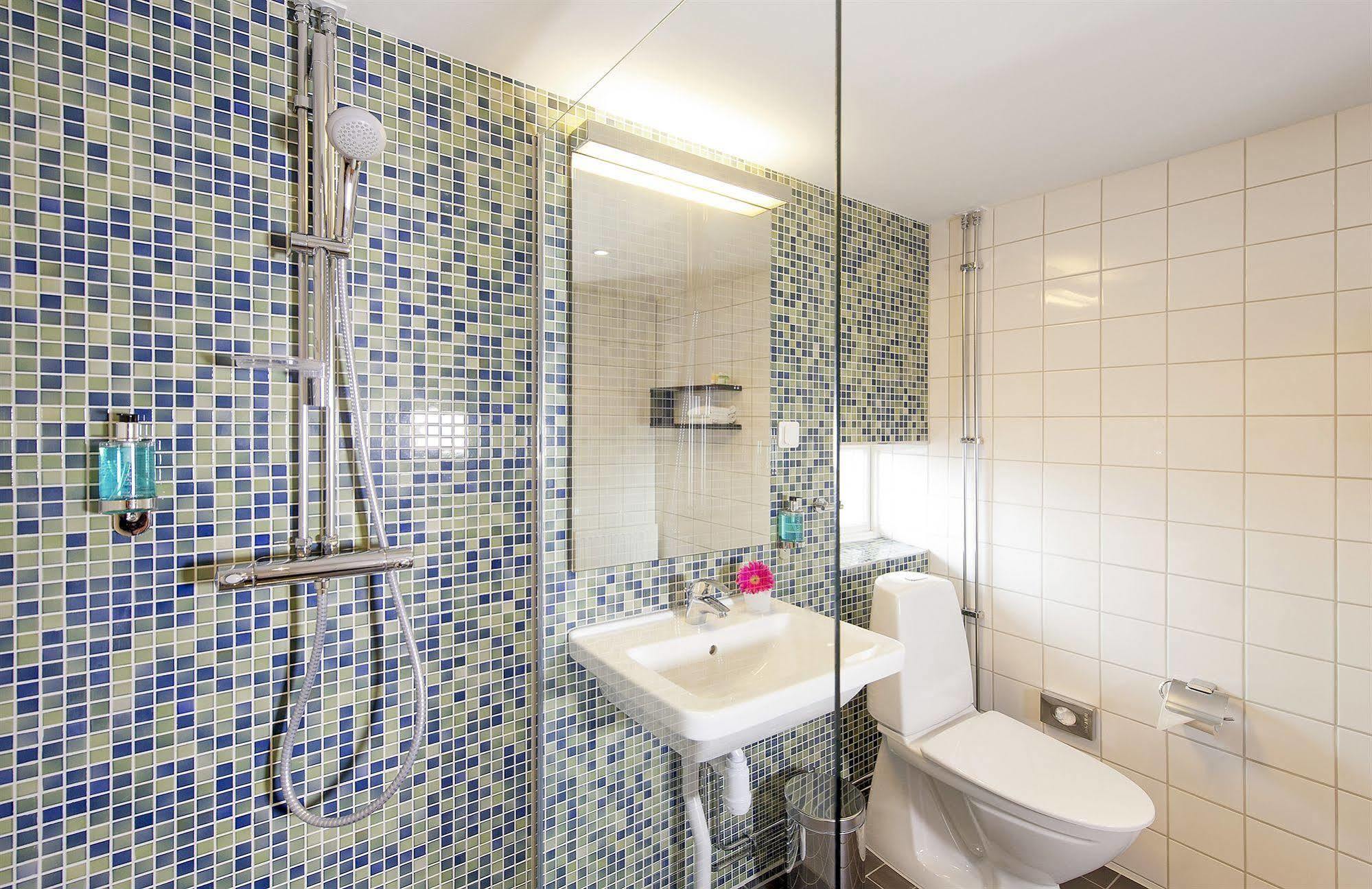 Good Morning+ Haegersten Hotel 3*
