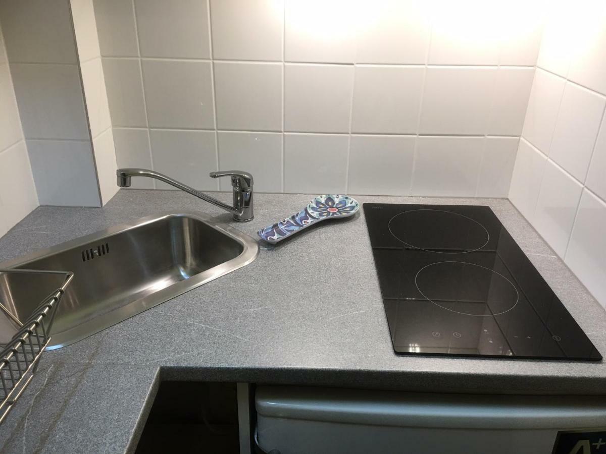 Apartamento Studio Apartment,own Entrance, Keyless Check In. Estocolmo