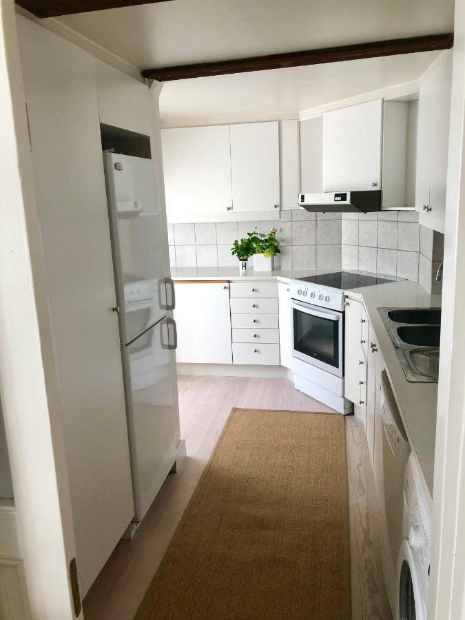 Charming Penthouse In Central Old Town Apartment