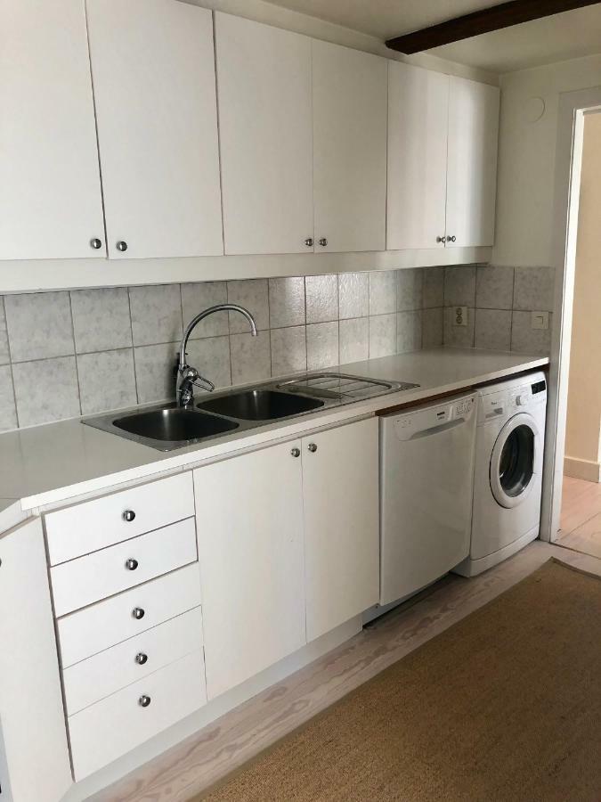 Charming Penthouse In Central Old Town Apartment *