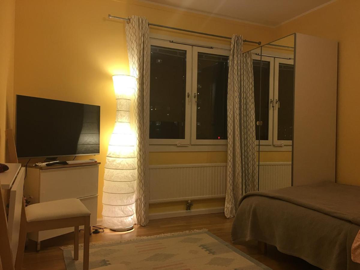 Apartamento Studio Apartment,own Entrance, Keyless Check In. *