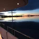 1-3 Bed Cabin On A Luxurious Yacht