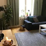 Stylish & Light 2 Room Apartment In Sofo, 60Sqm
