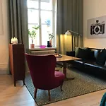 Bohemian And Light One Room Apartment In Sofo 31Sqm