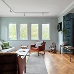 Fantastic 4 Bedroom Home In Bromma With Everything