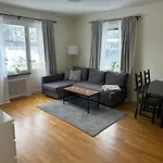 Mysiga Och Smidiga Laegenheter I Stockholm