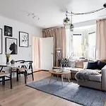 Beautiful And Modern Accommodation Near Stockholm City