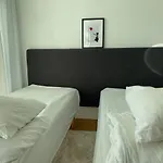Exclusive 2 Level Etage Next To Arlanda-City Metro
