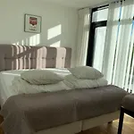 Exclusive 2 Level Etage Next To Arlanda-City Metro