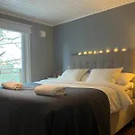 Trevligt Hus Med Vacker Omgivning
