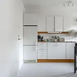 Basic Central Studio