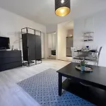 Fresh And Cozy Little House 45Km In Taeby